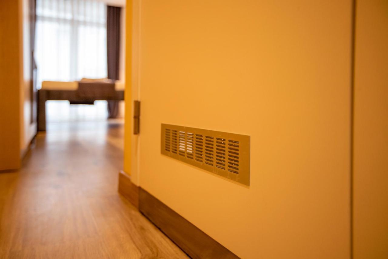 Hotel 4 Llulla Prisztina Zewnętrze zdjęcie